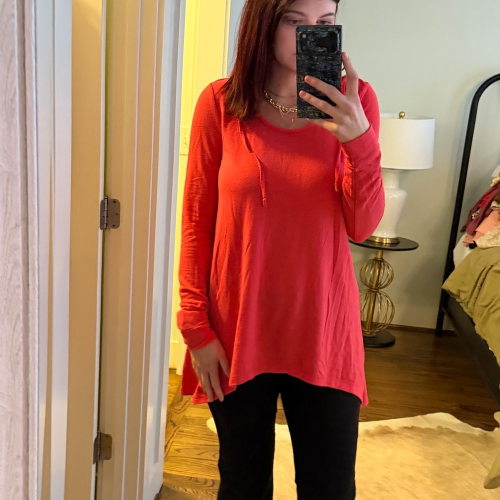 Cynthia Rowley Long Sleeve Scoop Neck Tunic Top - Coral Pink with hood size M